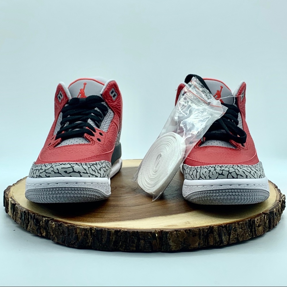 JORDAN Women’s/Youth Air Jordan 3 Retro SE - Picture 3 of 6